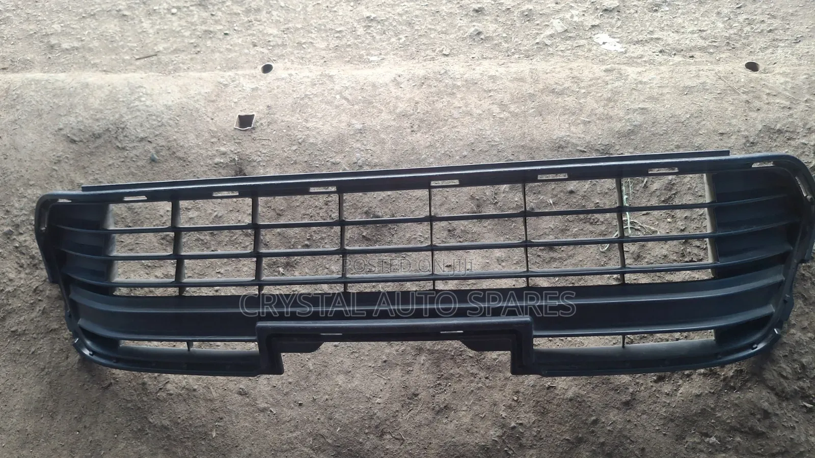 Harrier Bumper Centre Grill