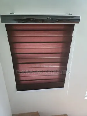 Keep Harsh Daylight Under Control in Style With Horizontal Blinds