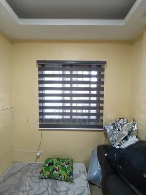 Easy Operational Horizontal Office Blinds