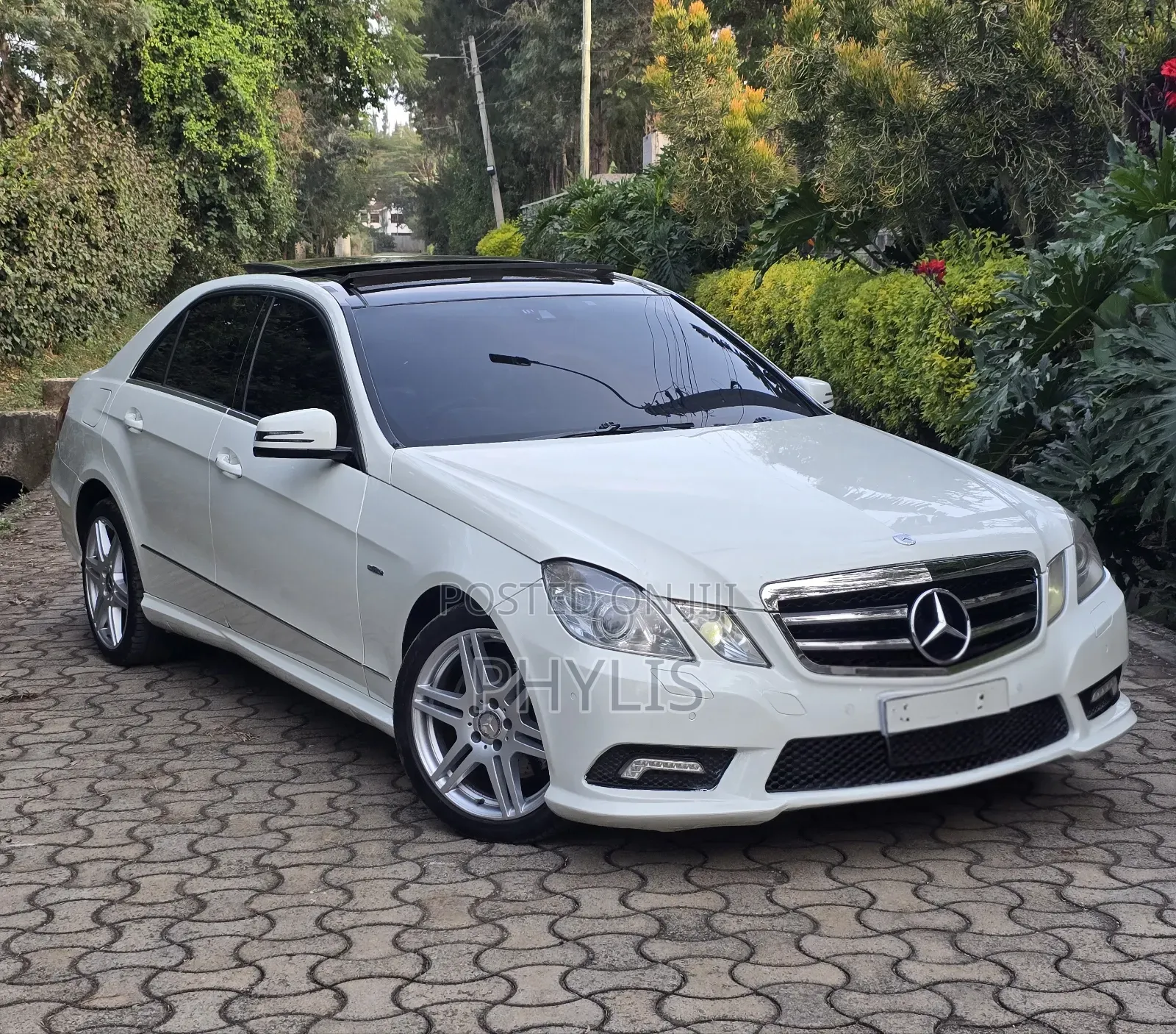 Mercedes-Benz E250 2010 White