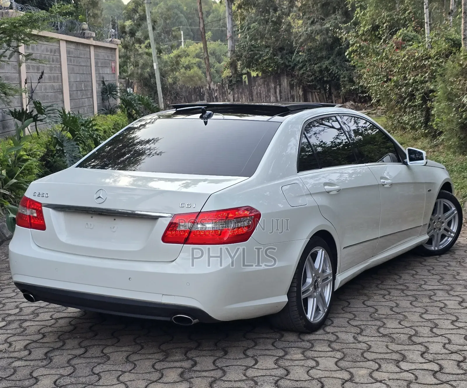 Mercedes-Benz E250 2010 White