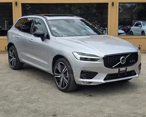 Volvo XC60 2021 Silver