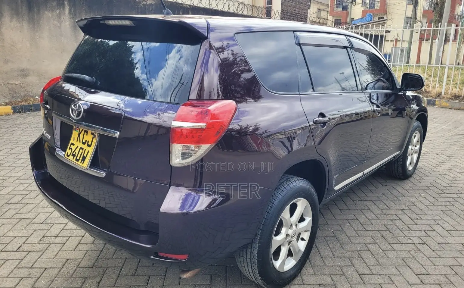 Toyota Vanguard 2011 Purple