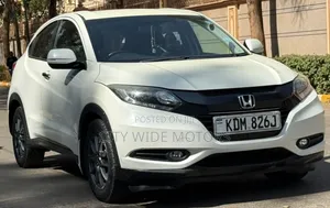 Honda Vezel 2016 White