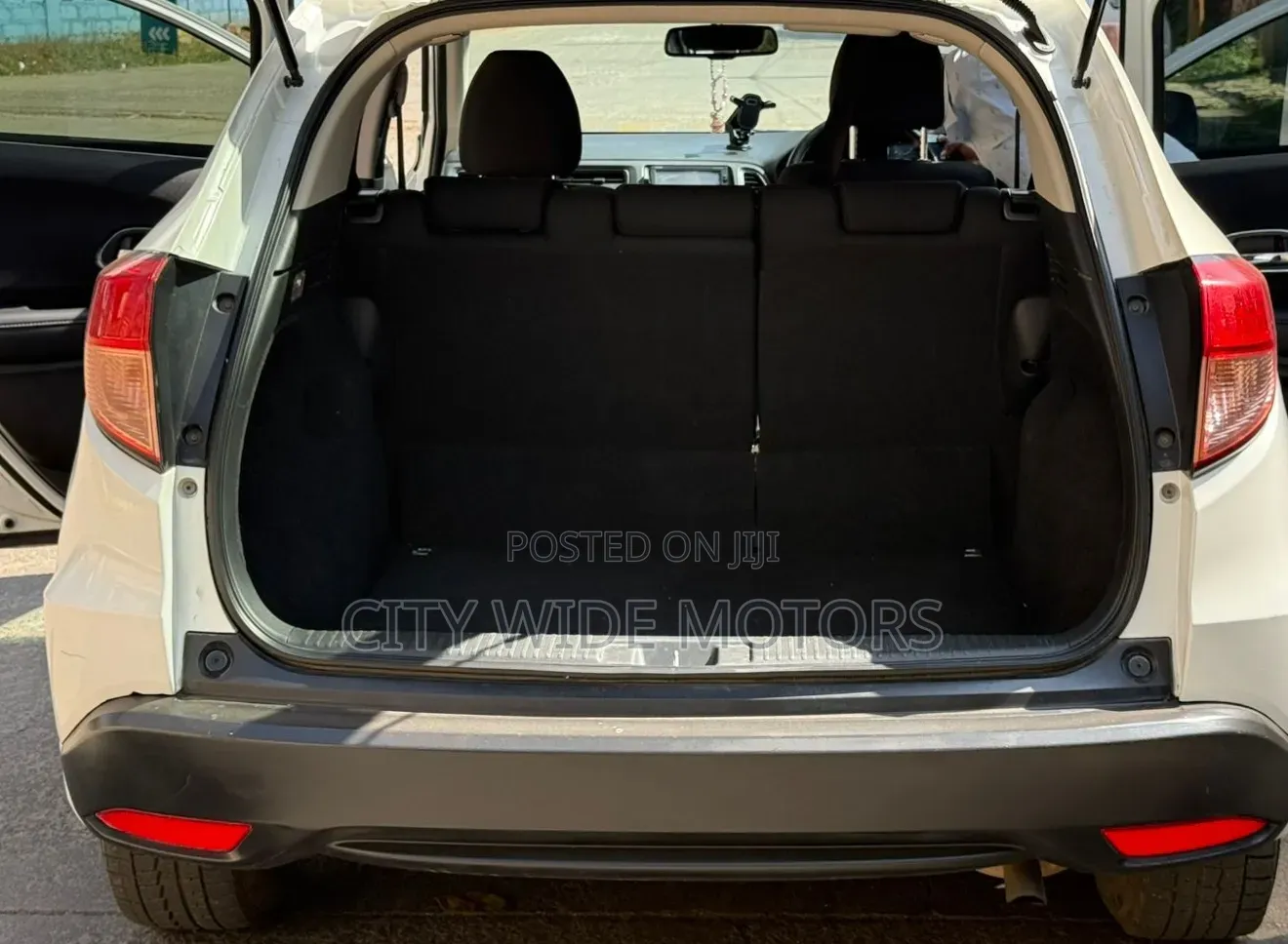 Honda Vezel 2016 White