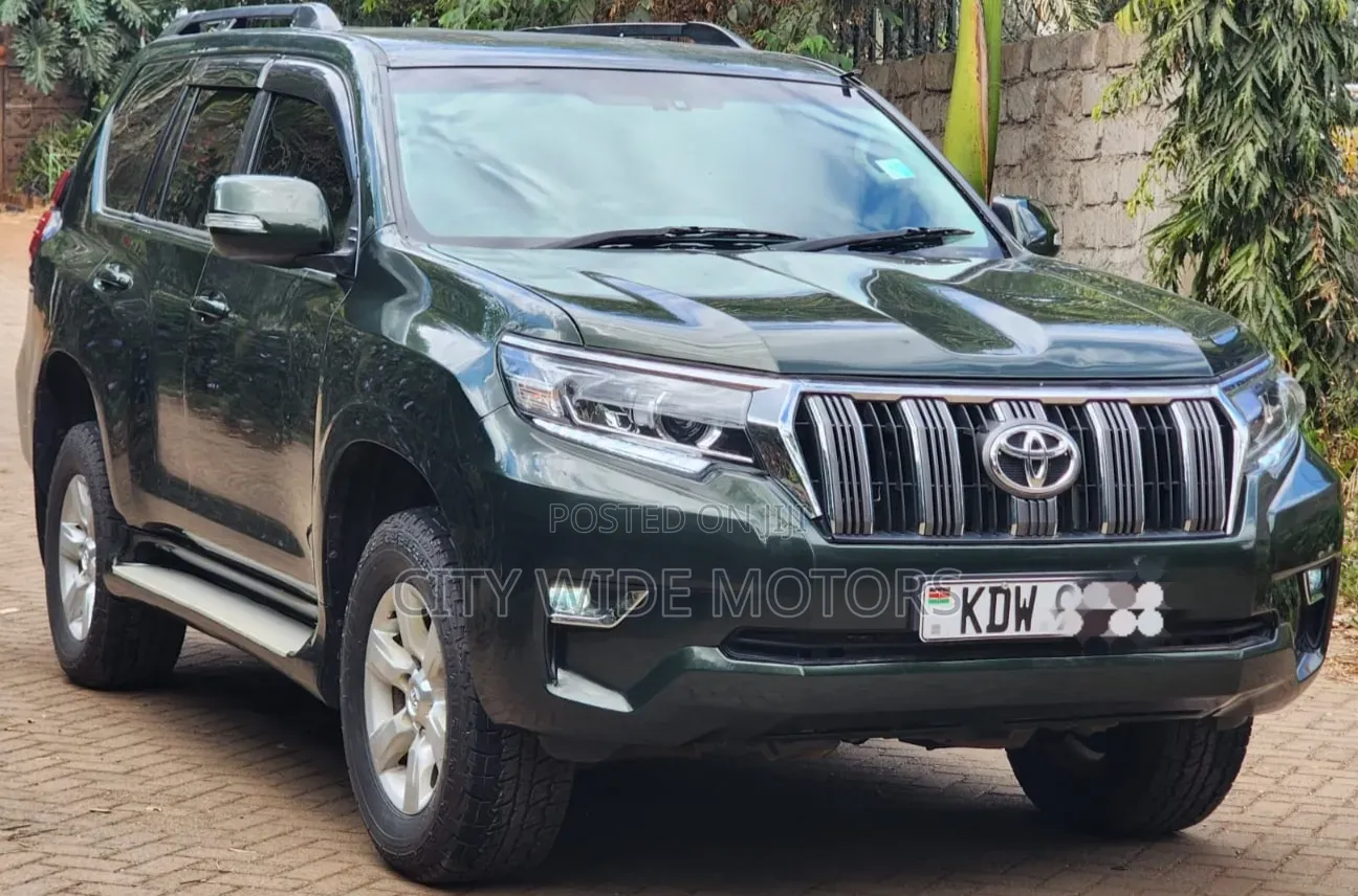 Toyota Land Cruiser Prado 2012 Green