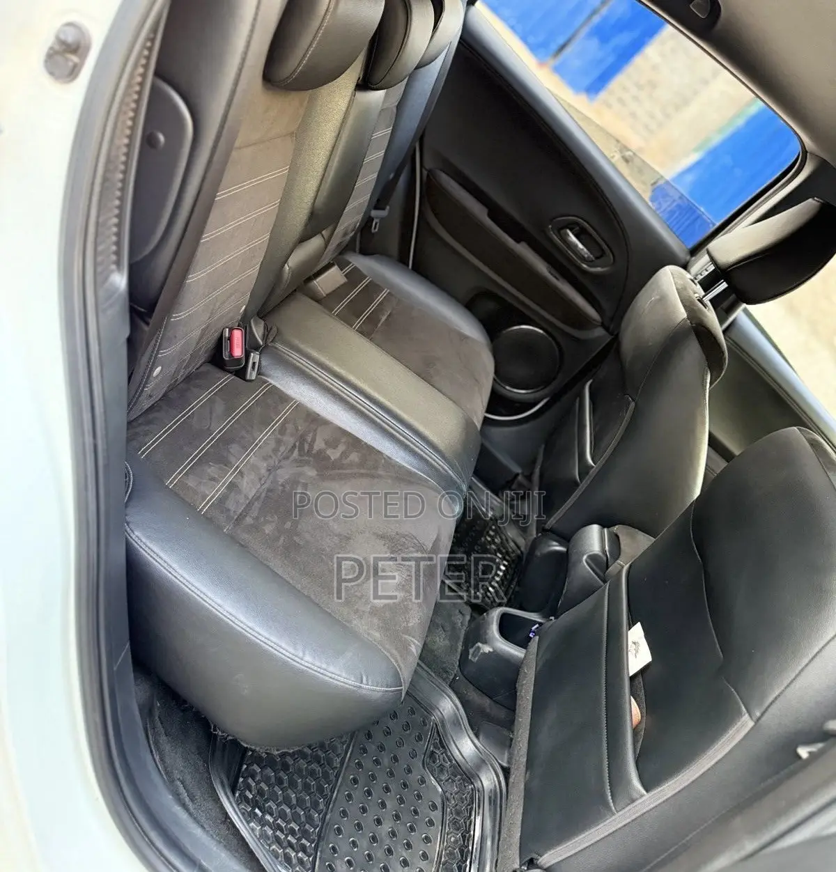 Honda Vezel 2018 White