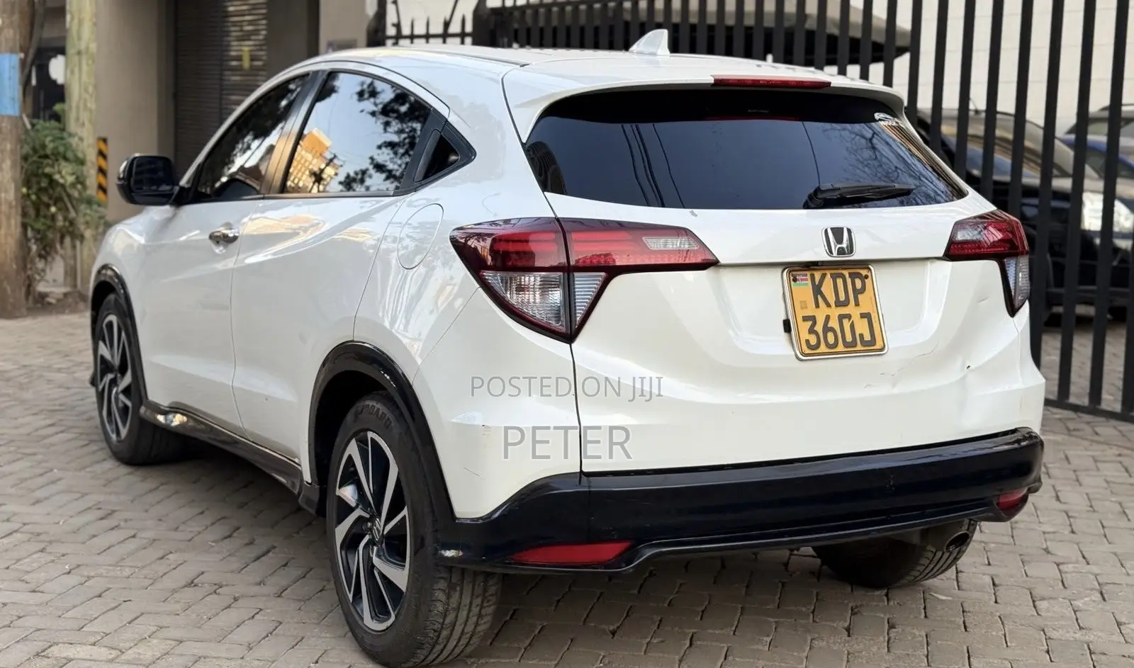 Honda Vezel 2018 White