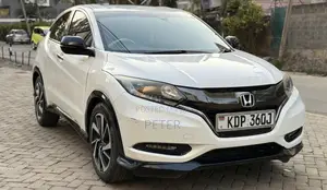 Honda Vezel 2018 White