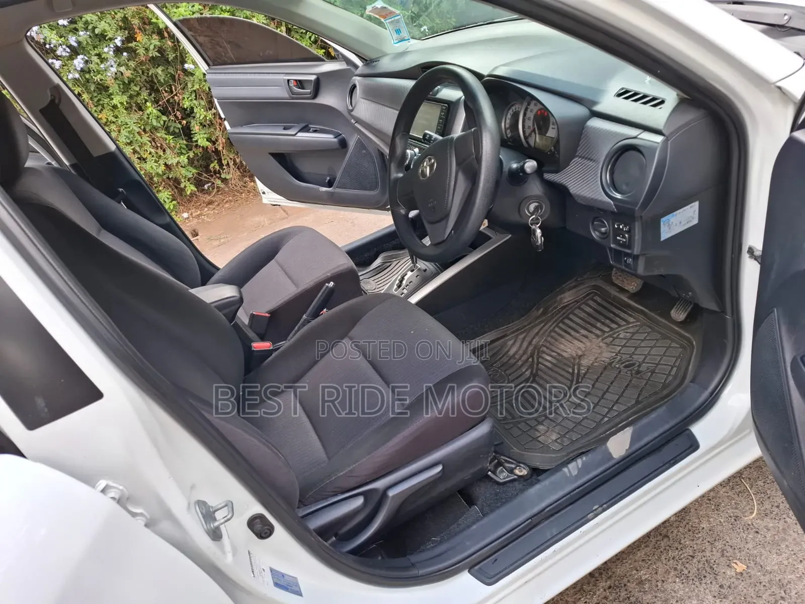 Toyota Corolla Fielder 2015 White