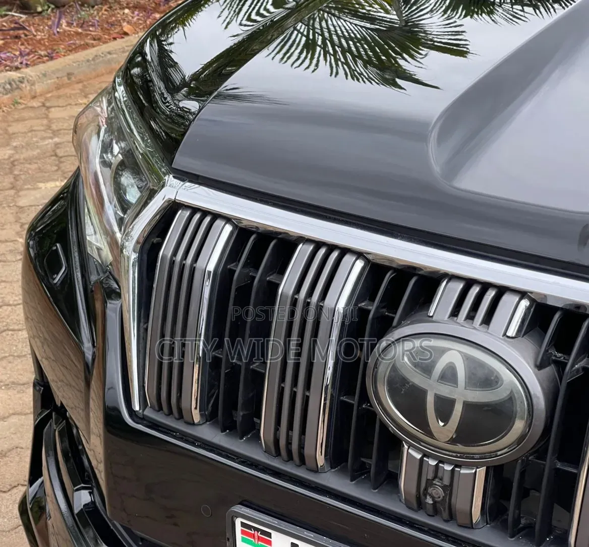 Toyota Land Cruiser Prado 2018 Black