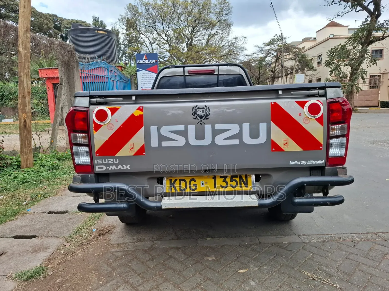 Isuzu D-MAX 2021 Brown