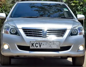 Toyota Premio 2012 Silver