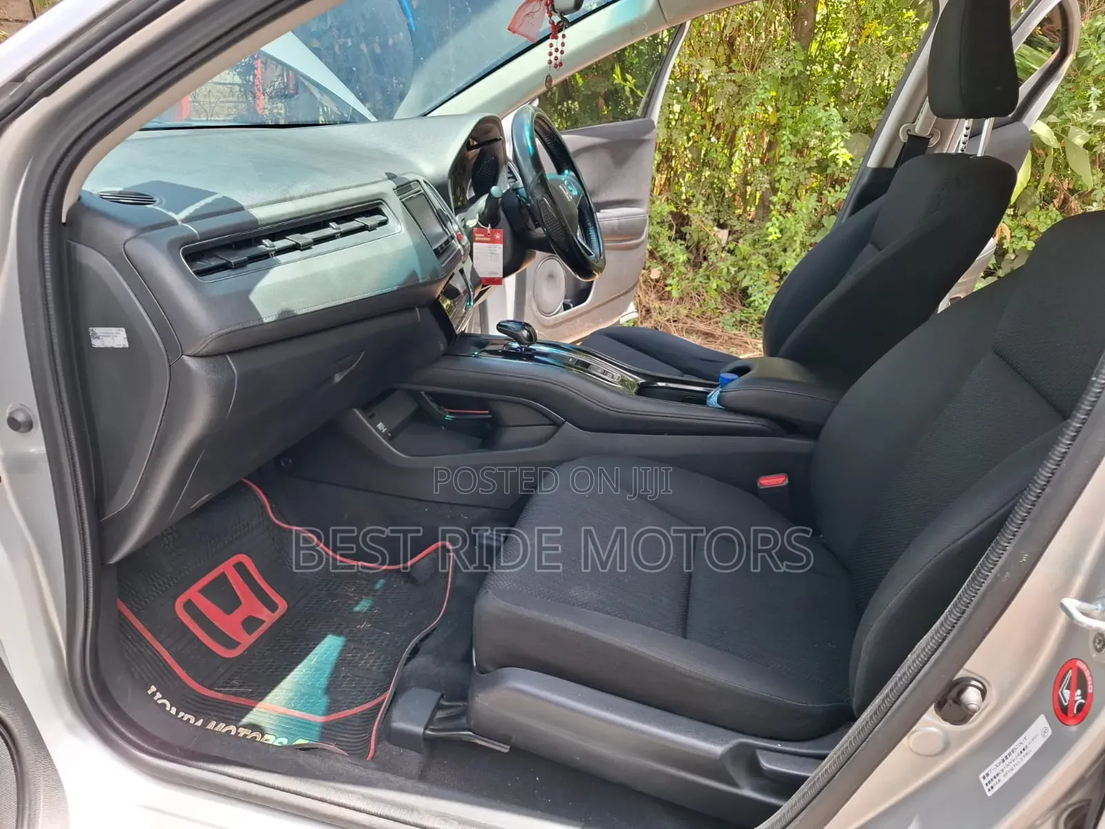 Honda Vezel 1.5 Hybrid 2WD 2016 Silver