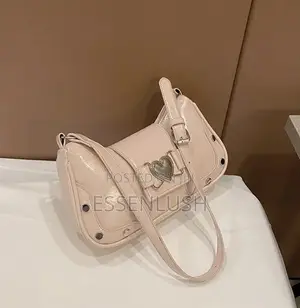 Trendy Y2K Heart Buckle Shoulder Bag - Studded Handbag