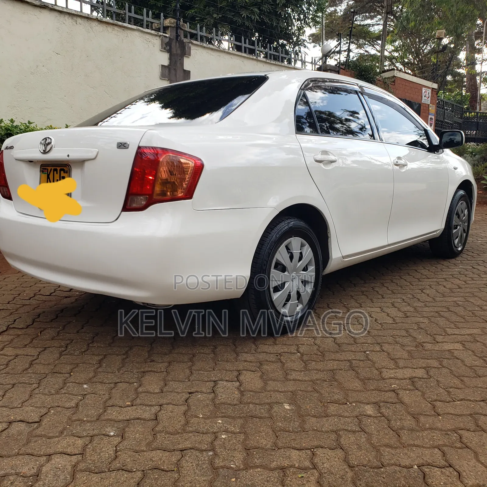 Toyota Axio 2009 White