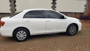 Toyota Axio 2009 White