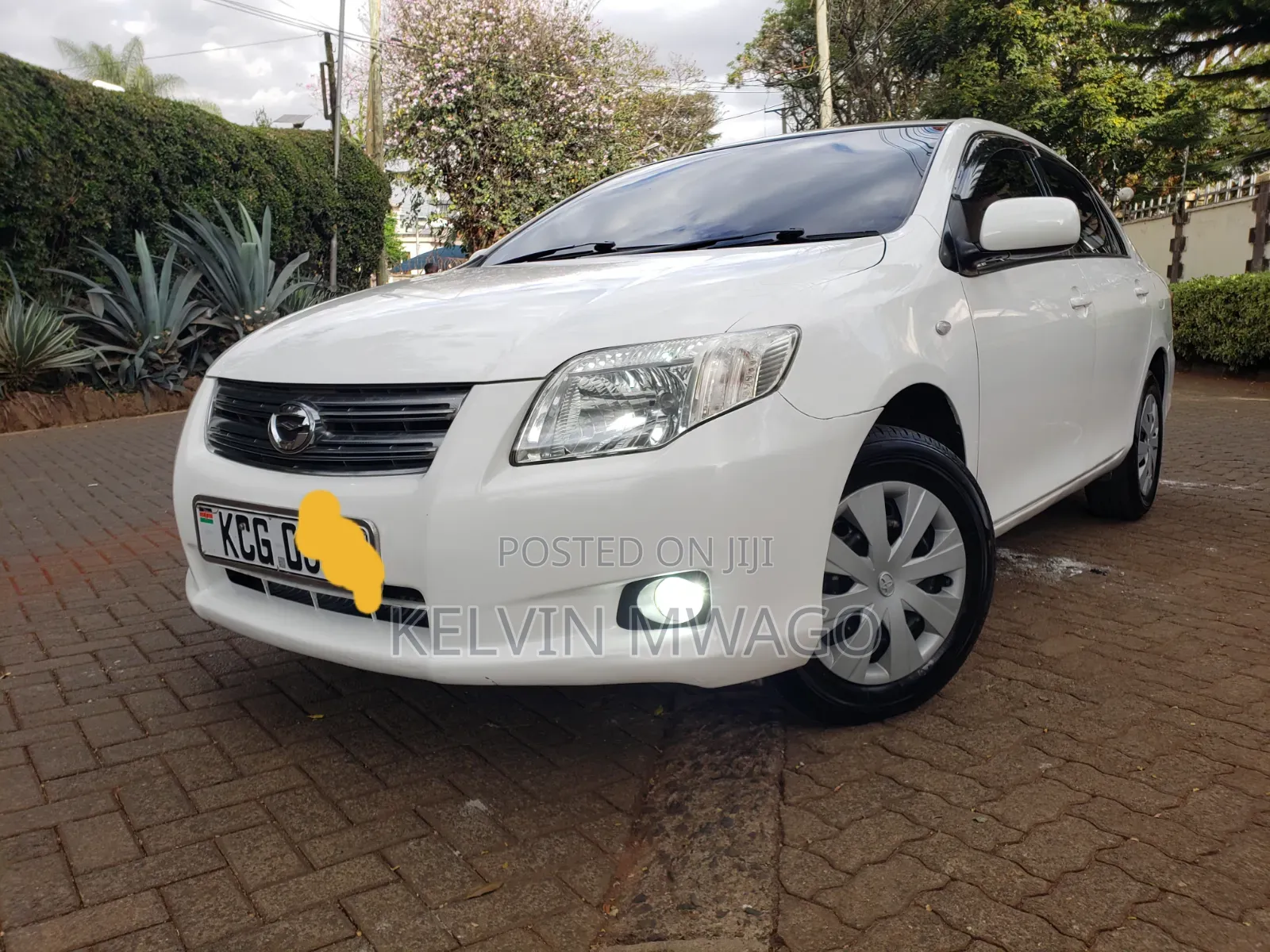 Toyota Axio 2009 White