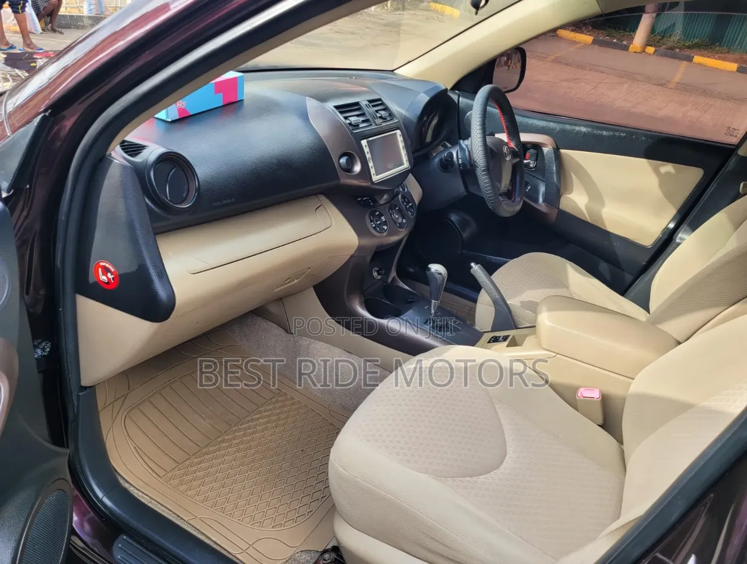 Toyota Vanguard 2011 Burgundy