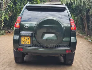 Toyota Land Cruiser Prado 3.0 D-4D (190 Hp) 7 seats 2014 Green