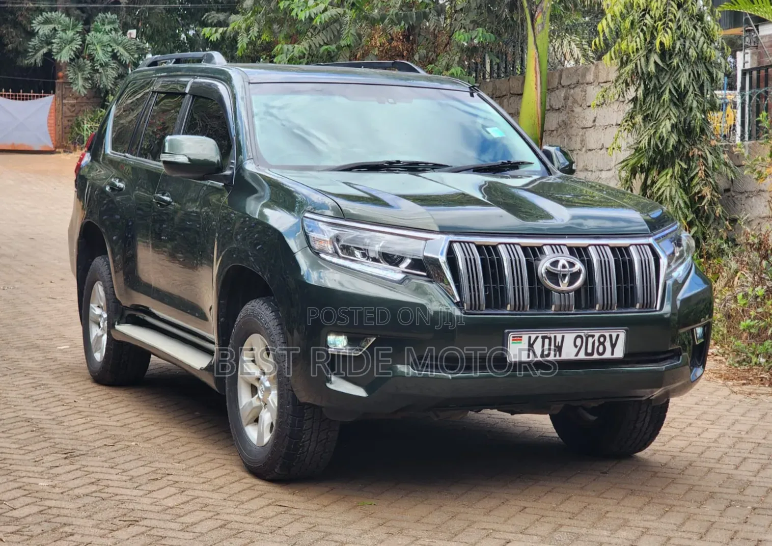 Toyota Land Cruiser Prado 3.0 D-4D (190 Hp) 7 seats 2014 Green