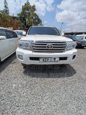 Toyota Land Cruiser 2013 White