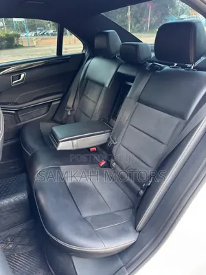 Toyota Vanguard 2013 White
