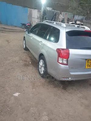 Toyota Corolla Fielder 1.5 Petrol FWD 2014 Silver