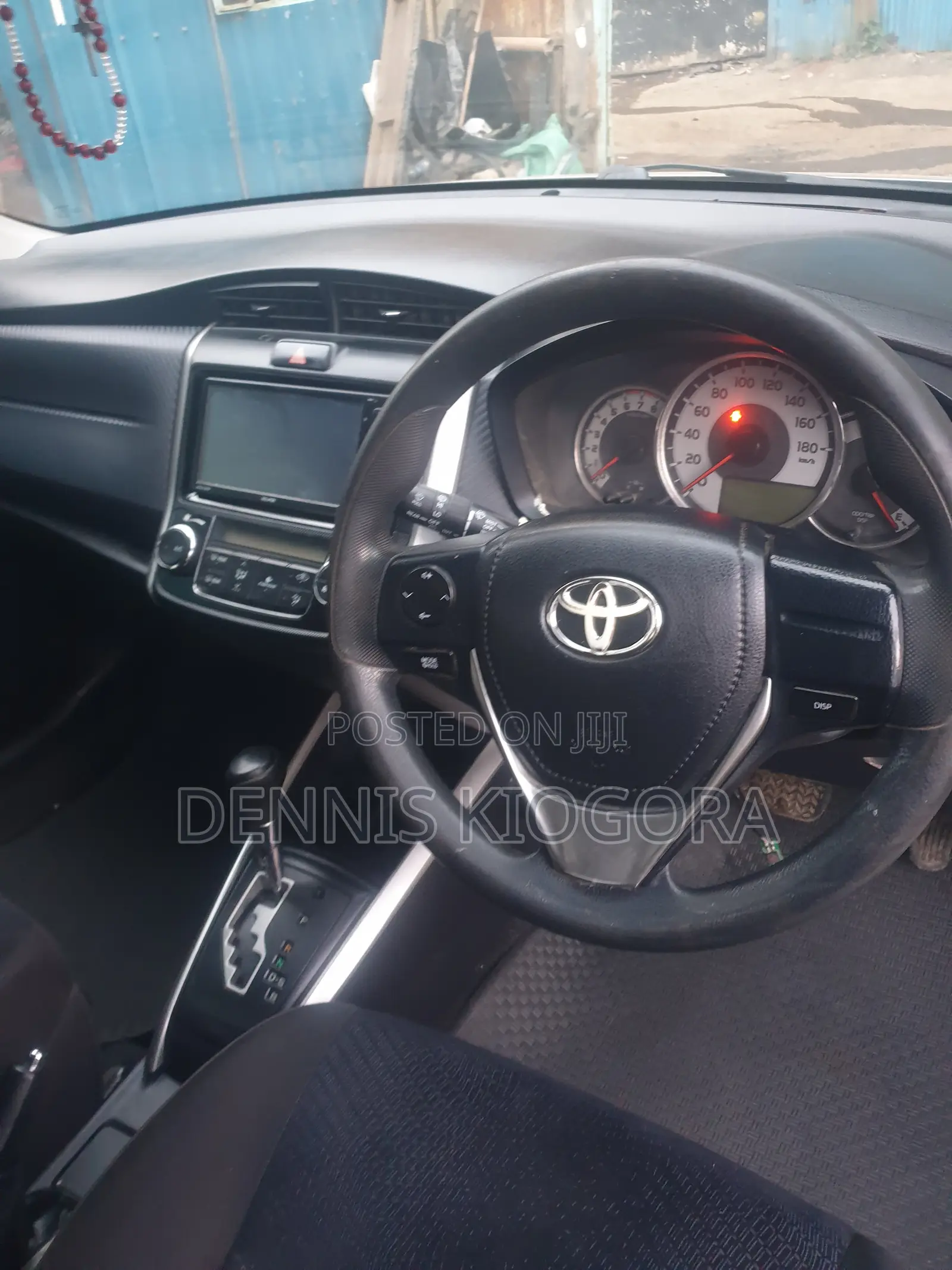 Toyota Corolla Fielder 1.5 Petrol FWD 2014 Silver