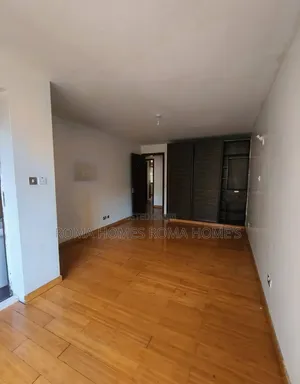 4bdrm Apartment in Riara, Valley Arcade for rent