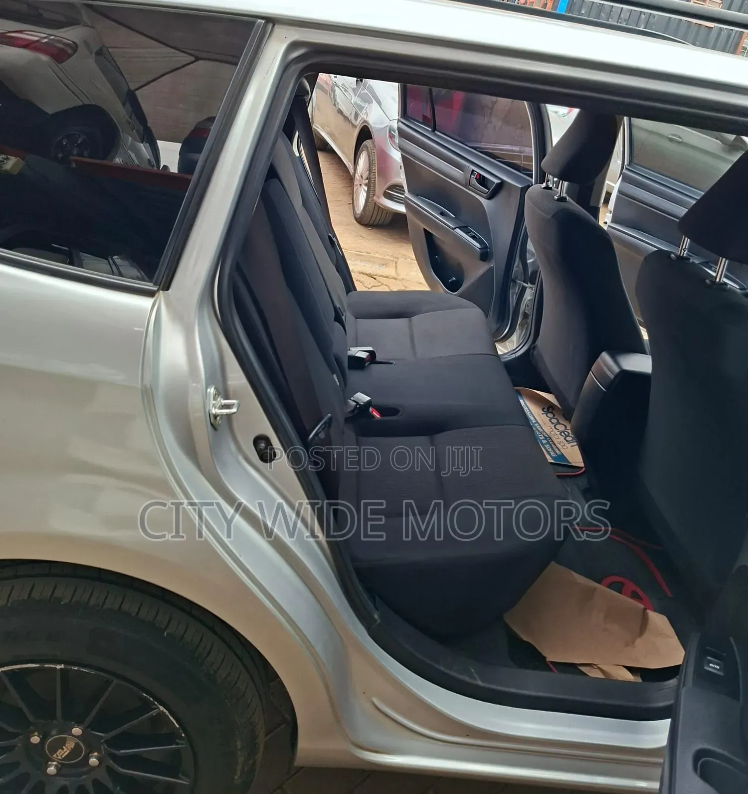 Toyota Corolla Fielder 2015 Silver