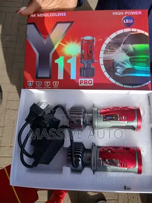 New Y11 Mini Projector/ Y11 Headligts Bulbs Led Projector