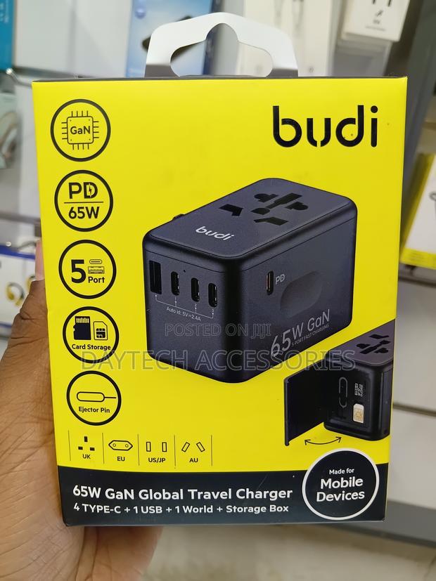Budi 65W GaN Global Travel Charger 5-Port Fast-Charging Adapter.