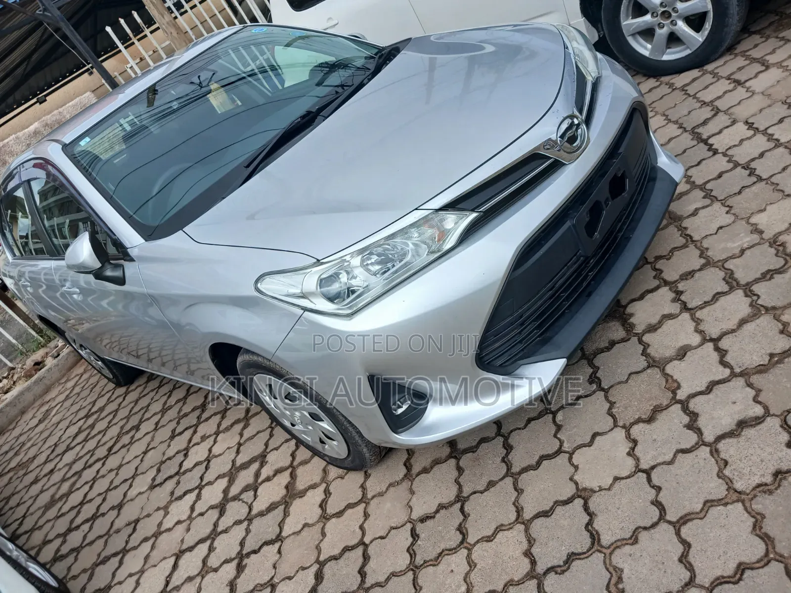 Toyota Axio 2019 Silver