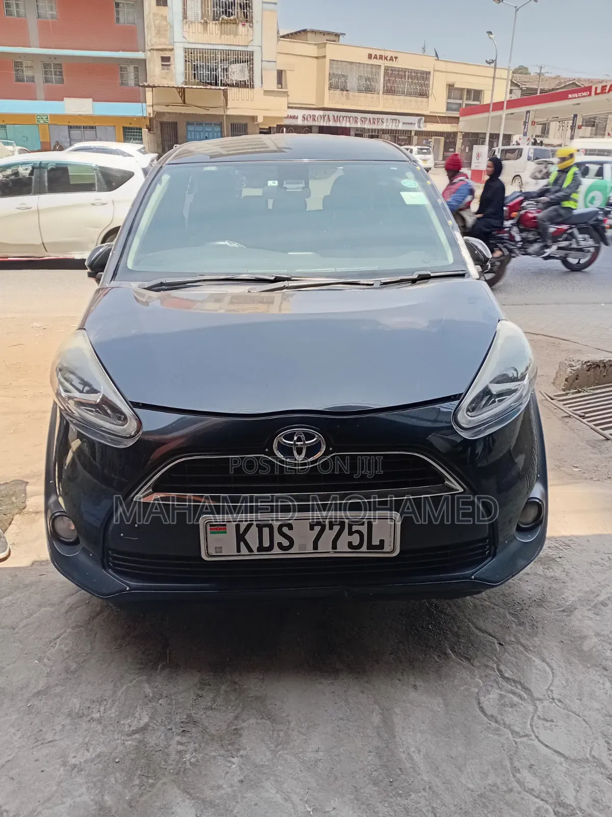 Toyota Sienta 2017 Black