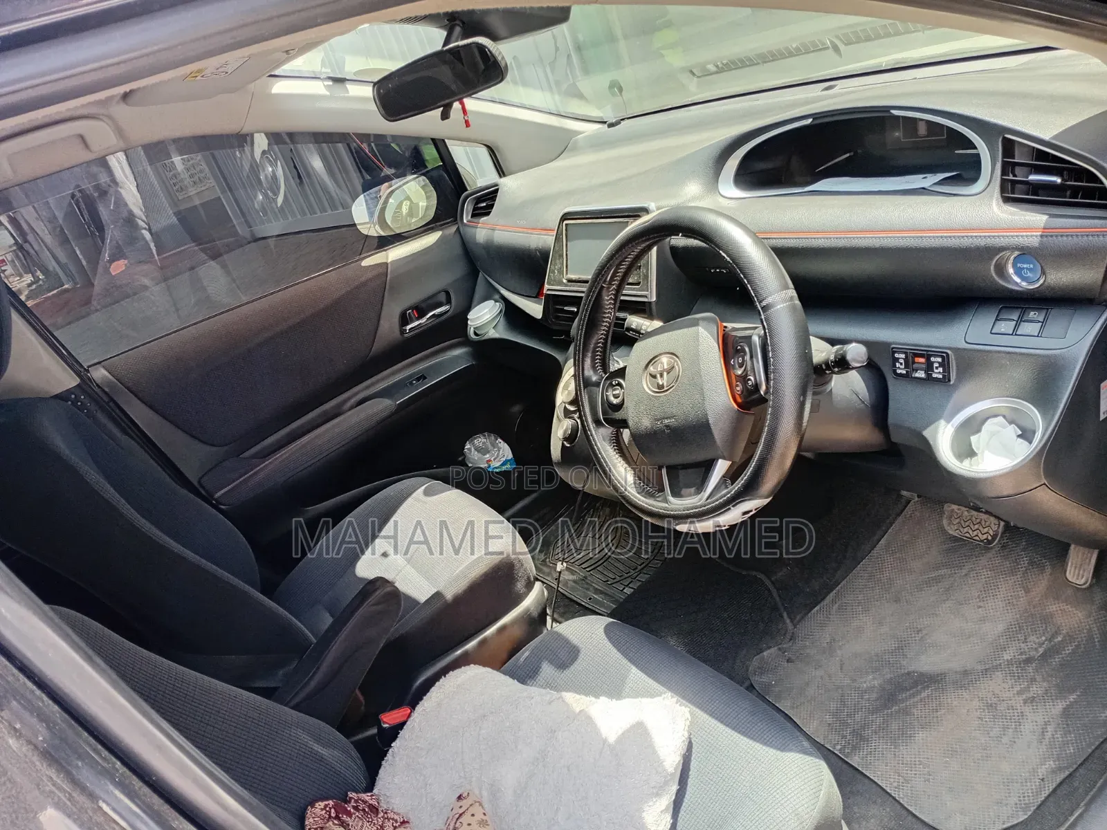 Toyota Sienta 2017 Black