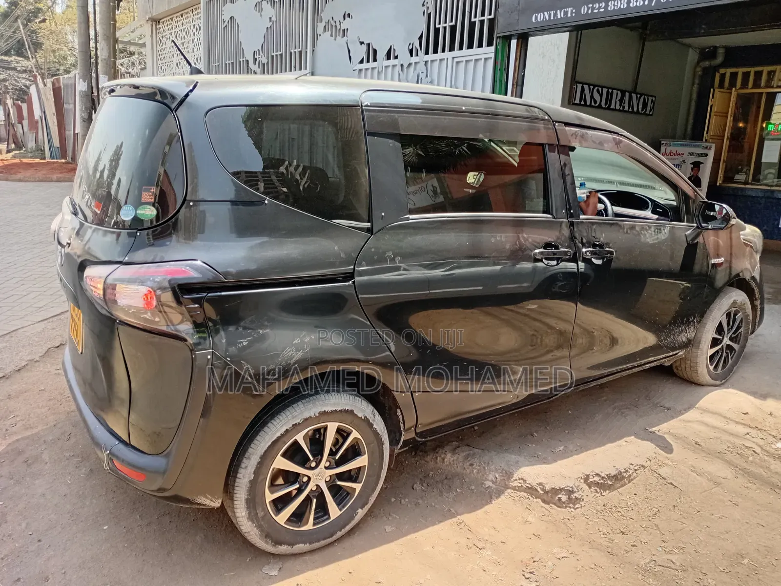 Toyota Sienta 2017 Black