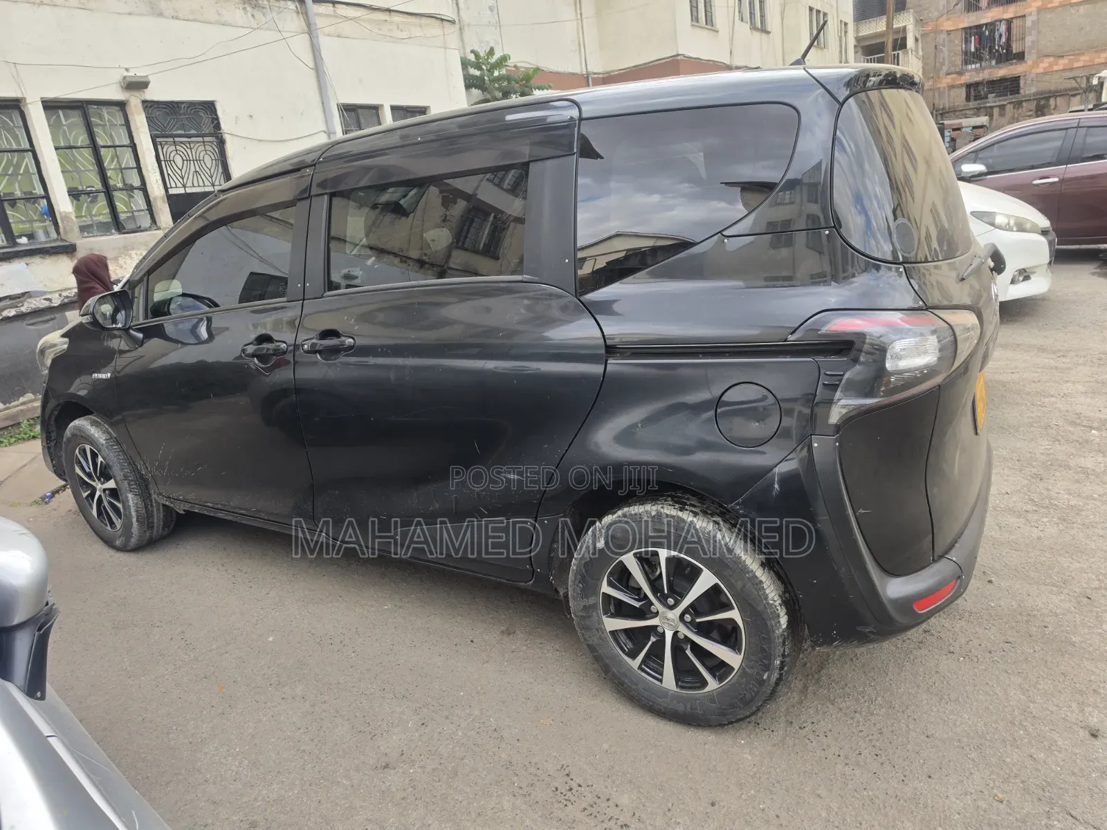 Toyota Sienta 2017 Black