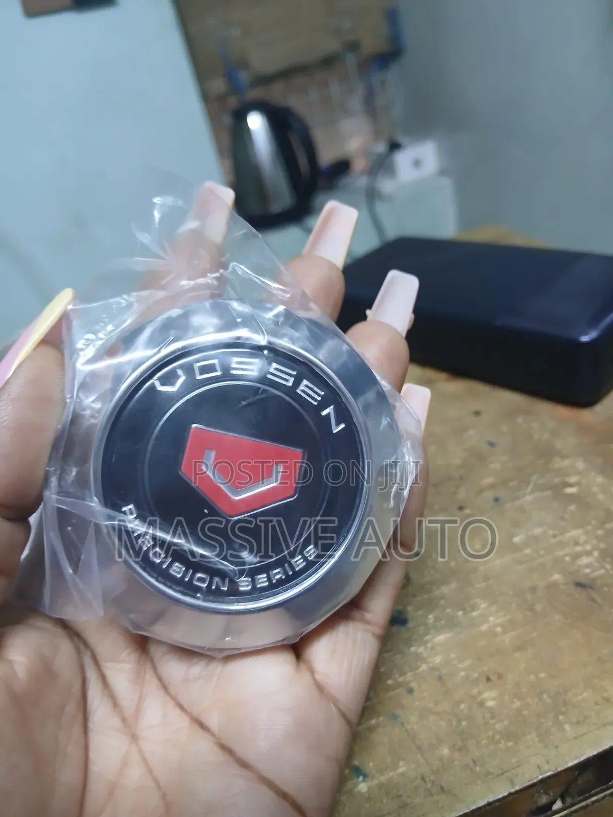 4pcs Universal Replacement Centre Caps/ Centre Wheel Caps
