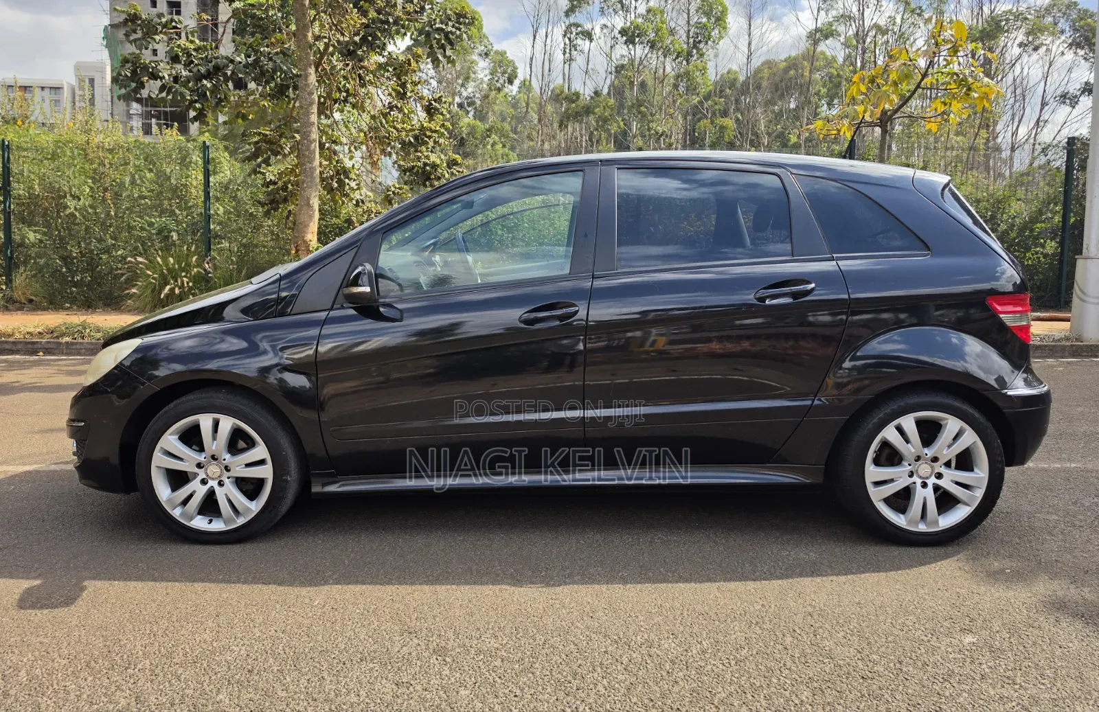 Mercedes-Benz B-Class 2009 Black