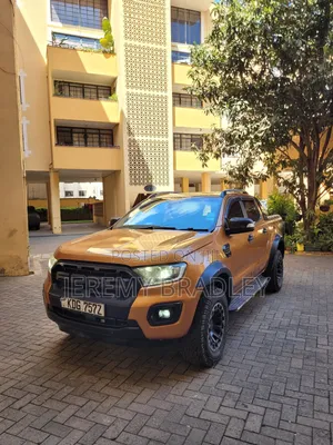 Doublecabin for Hire