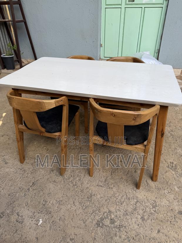 Dinning Table Set