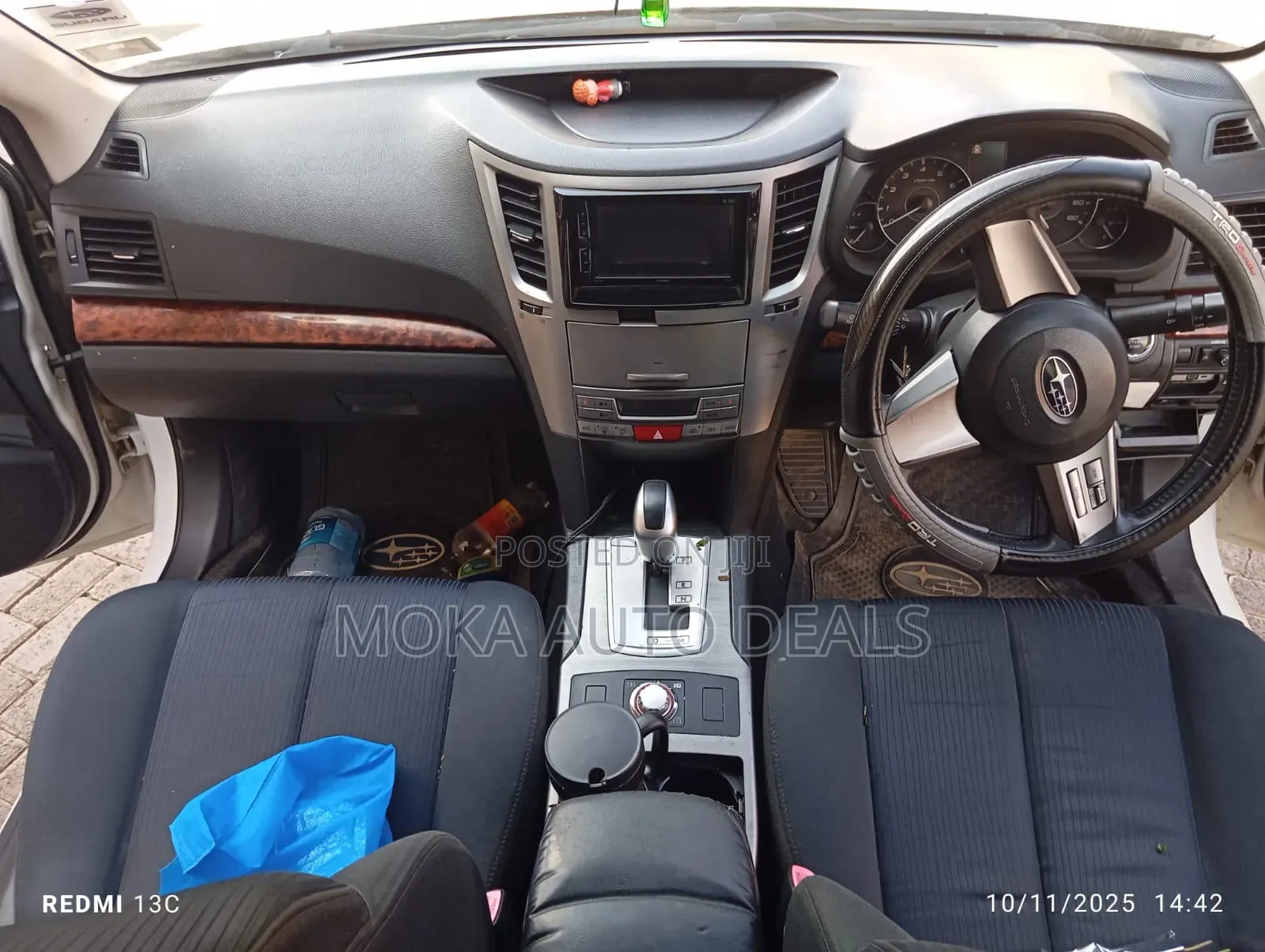 Subaru Legacy 2.5i Premium 2010 White