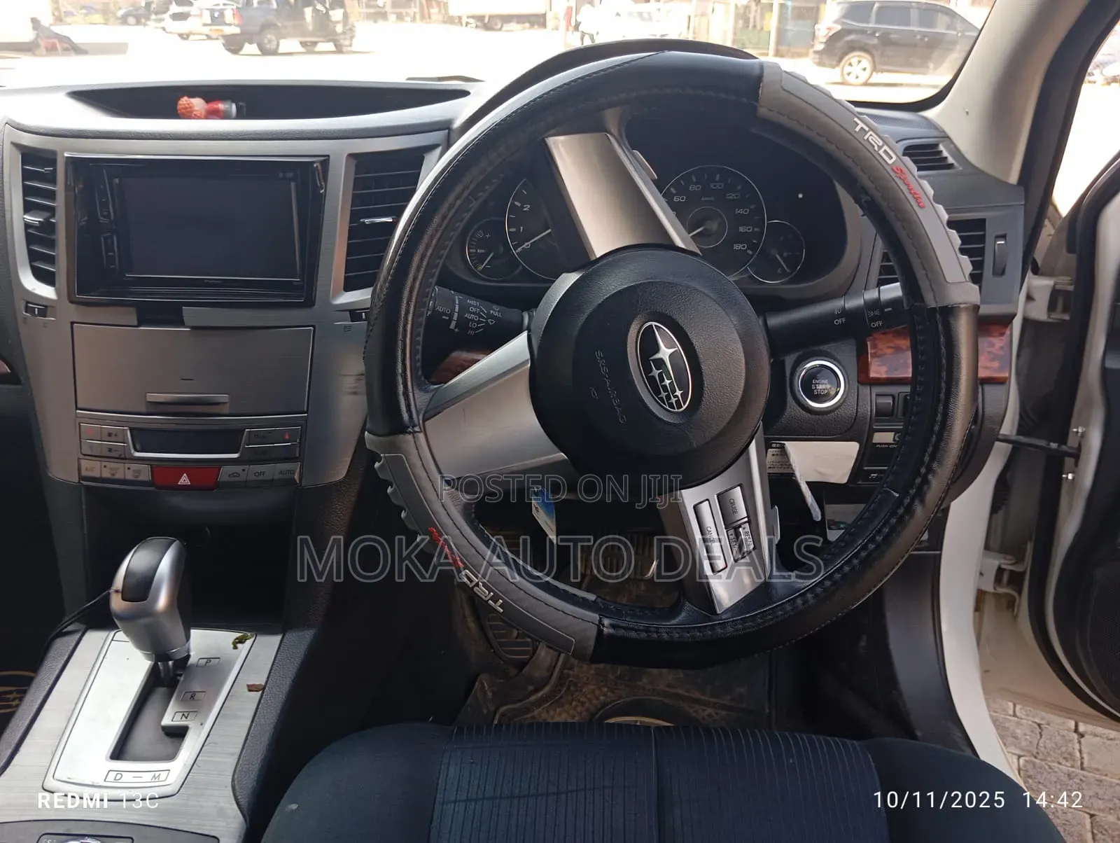 Subaru Legacy 2.5i Premium 2010 White