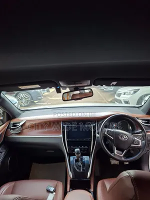 Toyota Harrier 2019 White