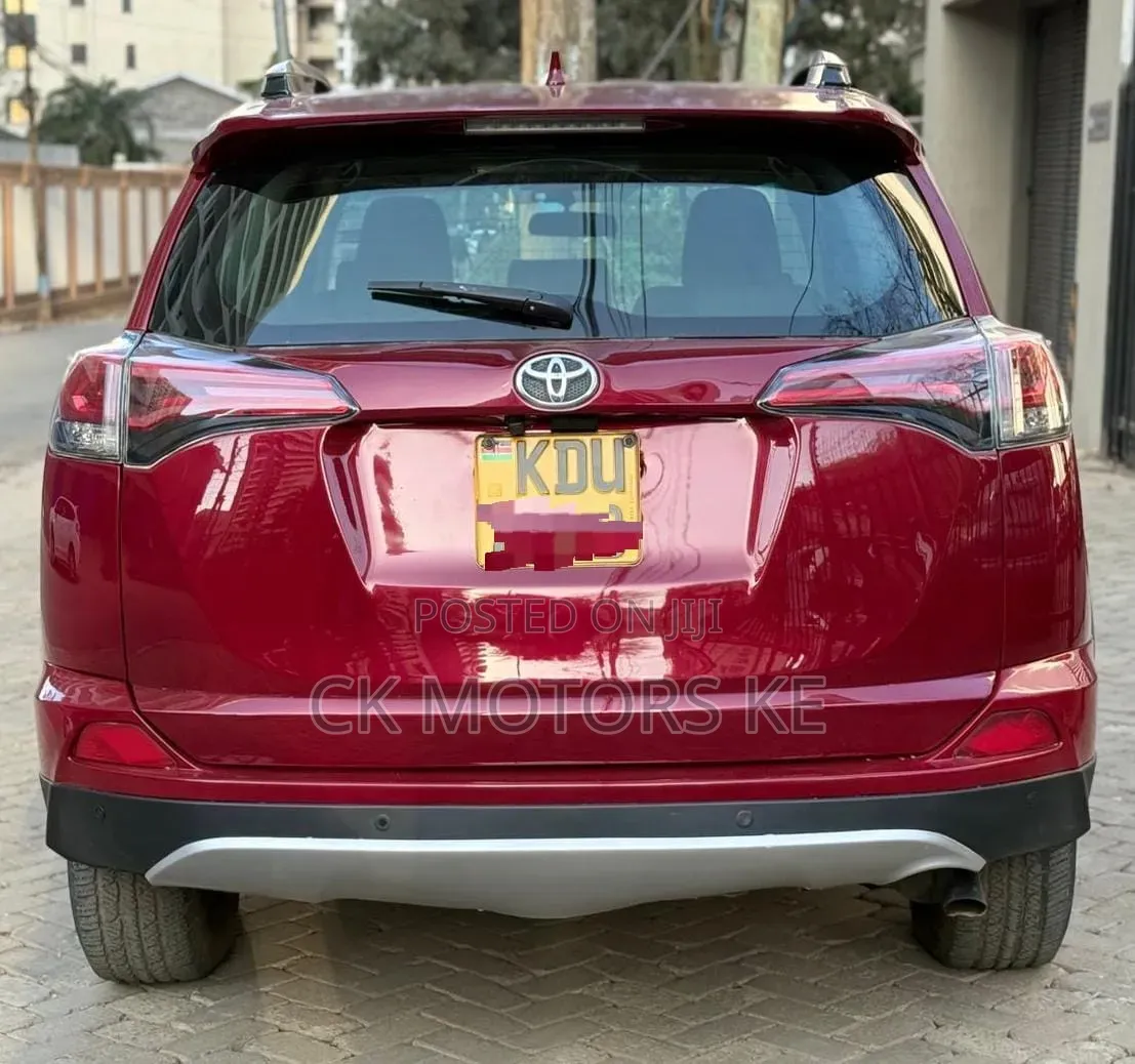 Toyota RAV4 2018 Red