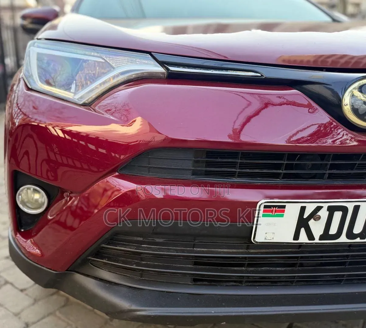 Toyota RAV4 2018 Red