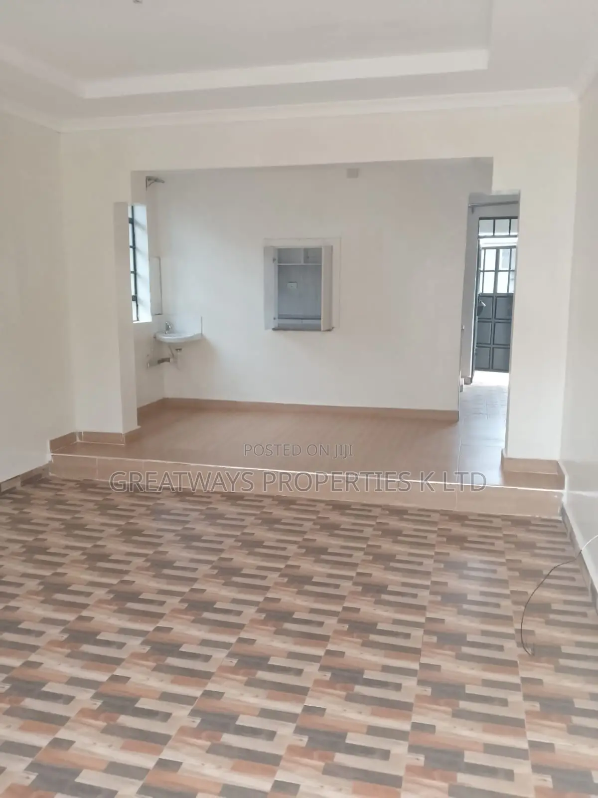 3bdrm Bungalow in Summer Green Estate, Kenyatta Road / Theta  for rent