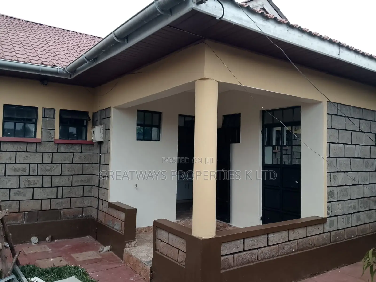 3bdrm Bungalow in Summer Green Estate, Kenyatta Road / Theta  for rent