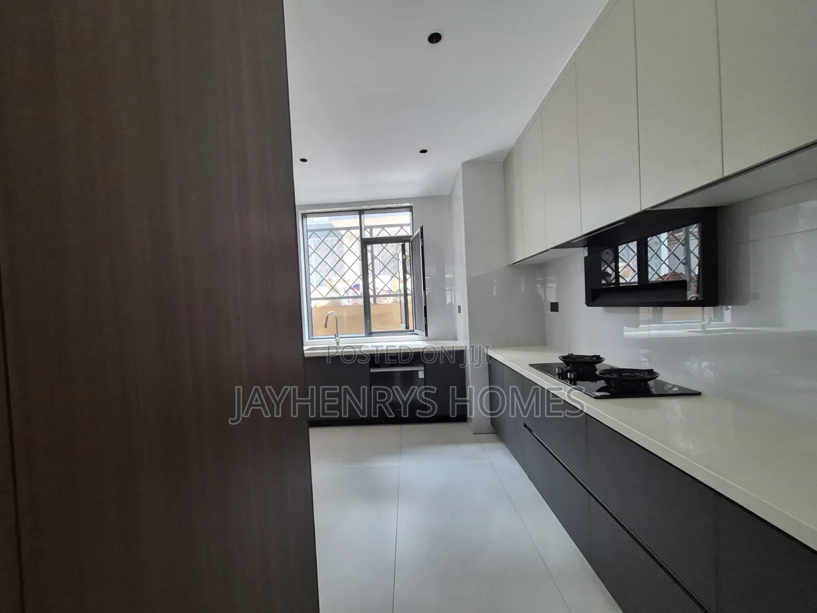 5bdrm House in Muthangari for sale